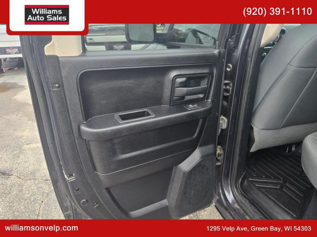 Used 2014 RAM 1500 ST w/ SXT Appearance Group AWD/4WD image 12