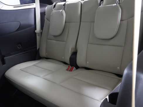 Used 2021 Ford Explorer Platinum w/ Equipment Group 601A image 25