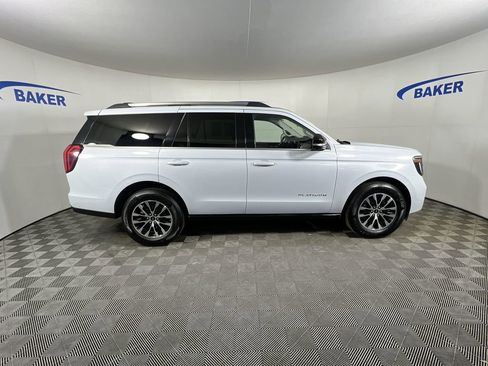 Used 2025 Ford Expedition Platinum AWD/4WD image 10