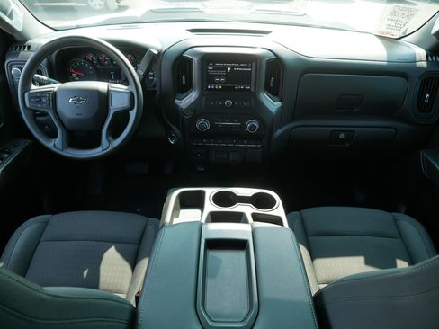 Used 2025 Chevrolet Silverado 1500 Custom Trail Boss w/ Turbomax Blackout Package AWD/4WD image 10