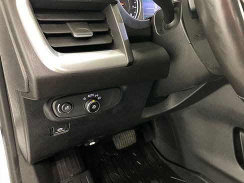 Used 2019 GMC Terrain SLE FWD image 23