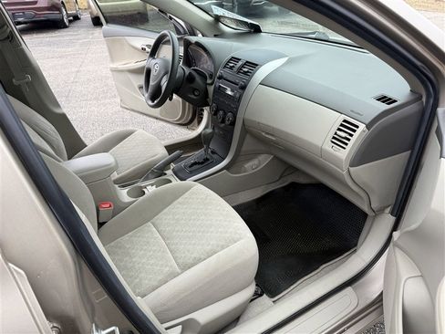 Used 2009 Toyota Corolla image 9