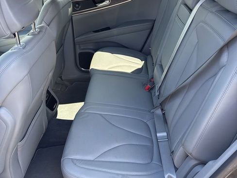 Used 2020 Lincoln Nautilus Reserve w/ Equipment Group 201A AWD/4WD image 10