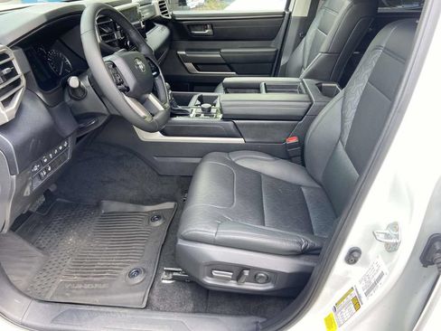 Used 2024 Toyota Tundra SR5 w/ SR5 Premium Package AWD/4WD image 18