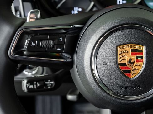 New 2026 Porsche Macan image 10