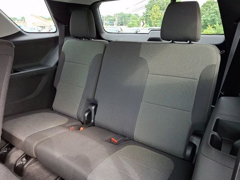 Used 2018 Chevrolet Traverse LS AWD/4WD image 10