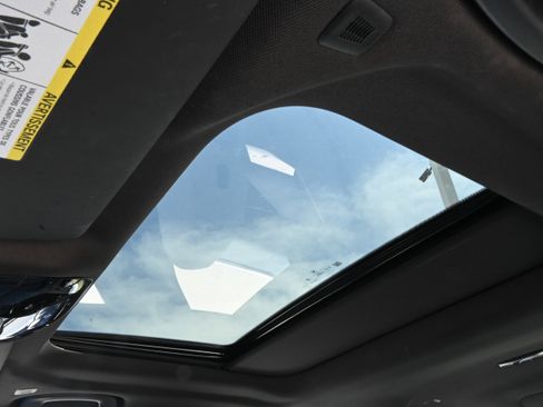 Certified 2024 BMW 530i w/ Convenience Package image 25