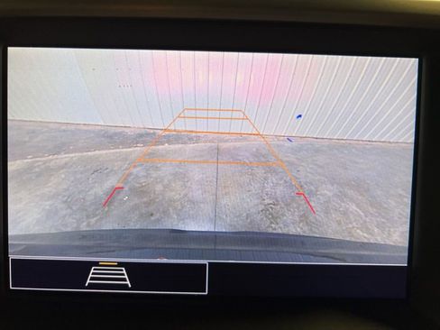 Certified 2023 GMC Acadia SLE w/ Driver Convenience Package image 20