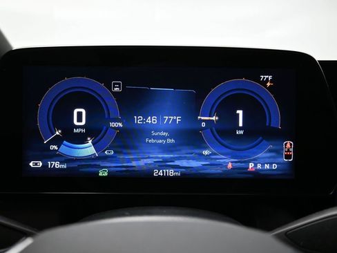 Used 2025 Chevrolet Equinox EV LT image 19