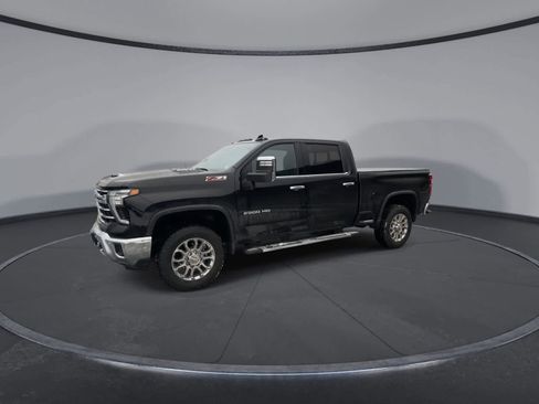 Used 2024 Chevrolet Silverado 2500 LTZ w/ LTZ Plus Package image 4