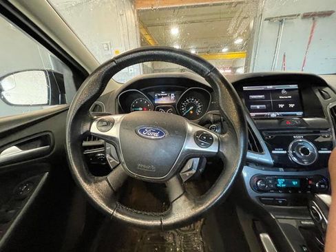 Used 2012 Ford Focus Titanium image 33