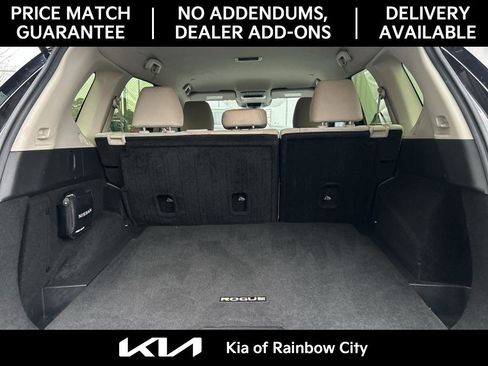 Used 2023 Nissan Rogue SV image 35