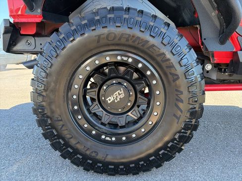 Used 2013 Jeep Wrangler Unlimited Sport image 13