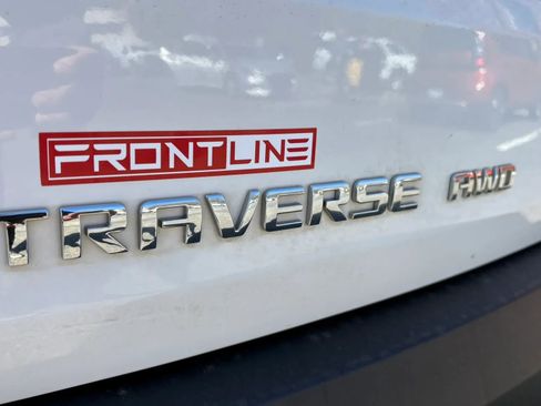 Used 2020 Chevrolet Traverse LT w/ Driver Confidence II Package AWD/4WD image 34
