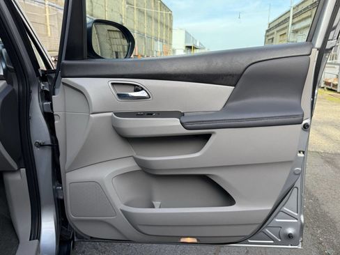 Used 2016 Honda Odyssey EX-L image 75