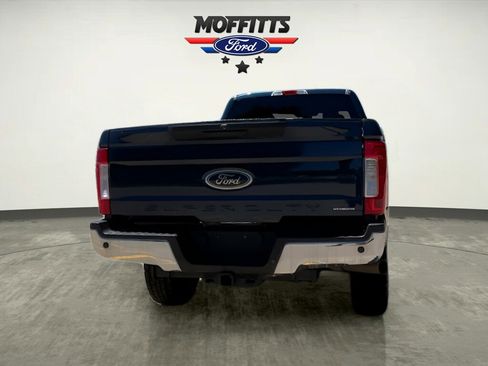Used 2017 Ford F250 XLT w/ XLT Value Package AWD/4WD image 4