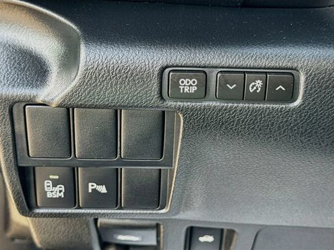 Used 2016 Lexus IS 200t w/ Navigation System Package RWD image 10