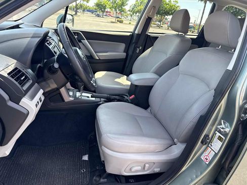 Used 2015 Subaru Forester 2.5i Limited AWD/4WD image 14