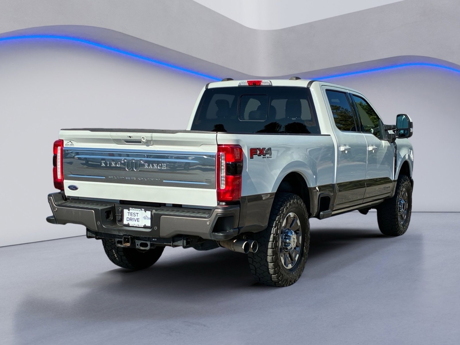 Used 2023 Ford F250 King Ranch AWD/4WD image 3