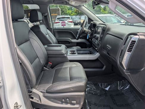 Used 2018 Chevrolet Silverado 1500 LTZ Z71 w/ LTZ Plus Package AWD/4WD image 13