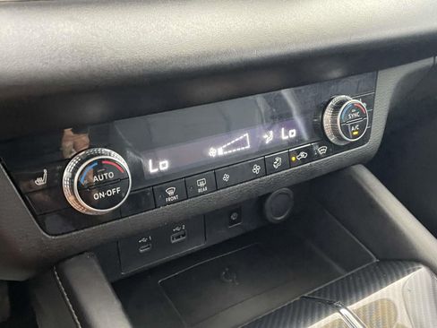 Used 2022 Mitsubishi Outlander SE AWD/4WD image 29