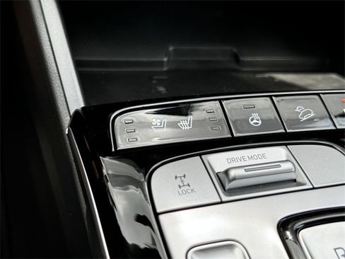 New 2024 Hyundai Tucson Limited image 25