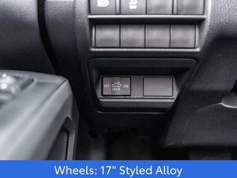 Used 2025 Toyota Tacoma SR5 AWD/4WD image 21