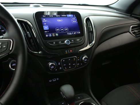 Used 2024 Chevrolet Equinox RS AWD/4WD image 17