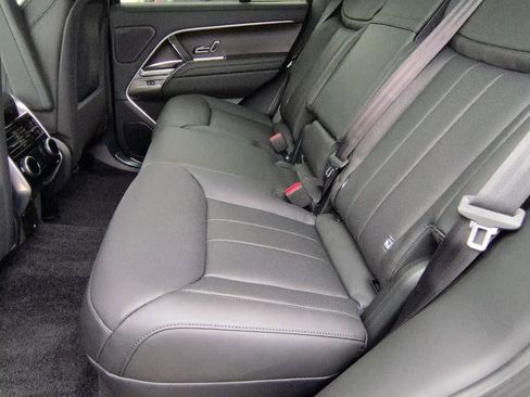 New 2026 Land Rover Range Rover SE image 20