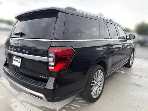Used 2024 Ford Expedition Max Platinum AWD/4WD image 4