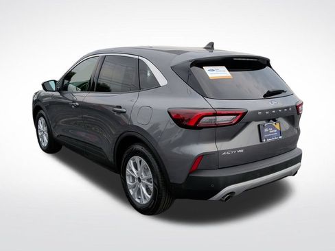 Certified 2023 Ford Escape Active w/ Tech Pack #2 FWD image 5