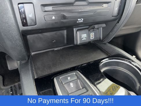 Used 2022 Honda Pilot Touring image 18