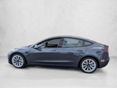 Used 2022 Tesla Model 3 image 8