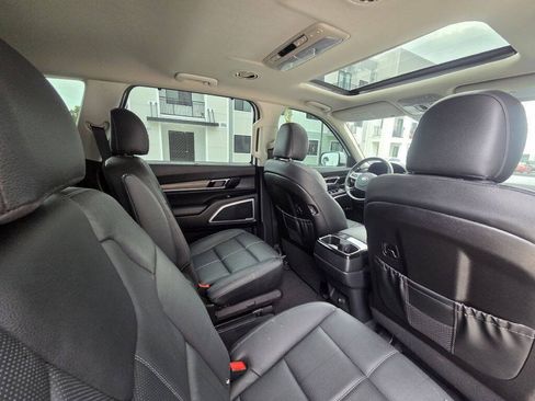 Used 2021 Kia Telluride EX w/ EX Premium Package FWD image 49