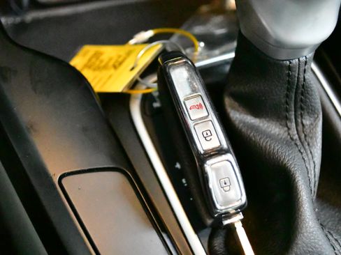 Used 2025 Kia Soul LX w/ LX Technology Package image 33