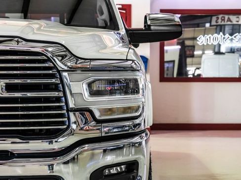 Used 2019 RAM 2500 Laramie image 37