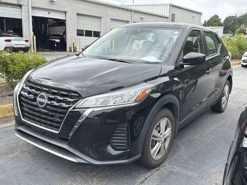 Used 2023 Nissan Kicks S FWD image 1