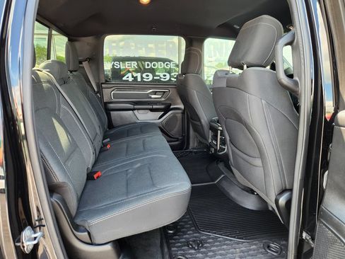 Used 2021 RAM 1500 Big Horn AWD/4WD image 12