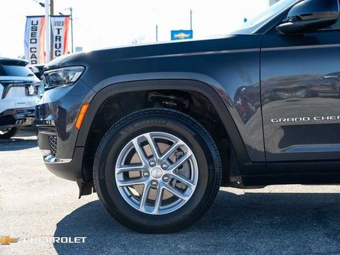 Used 2025 Jeep Grand Cherokee L Laredo w/ Luxury Tech Group I image 10