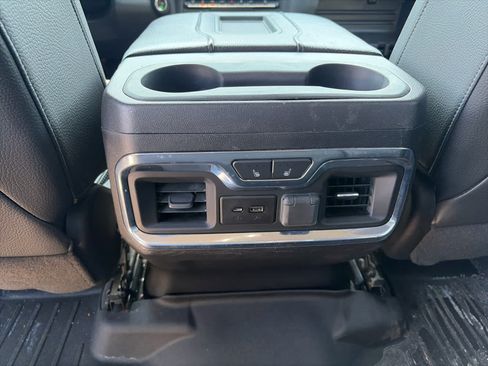 Used 2020 GMC Sierra 2500 Denali w/ Denali Ultimate Package AWD/4WD image 10