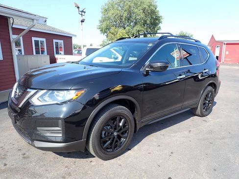 Used 2017 Nissan Rogue SV w/ Midnight Edition Package AWD/4WD image 3