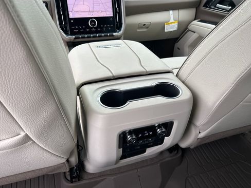 New 2026 GMC Yukon XL Denali w/ Denali Reserve Package AWD/4WD image 62