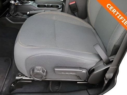 Used 2024 Jeep Wrangler Unlimited Sahara image 11