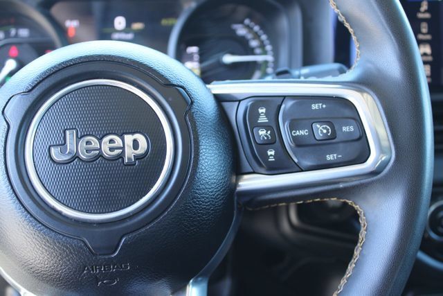Used 2024 Jeep Wrangler Unlimited Sahara AWD/4WD image 18