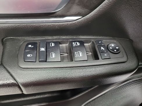 Used 2023 RAM 1500 Big Horn image 39