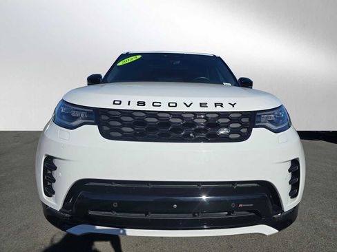 Used 2023 Land Rover Discovery S R-Dynamic image 8
