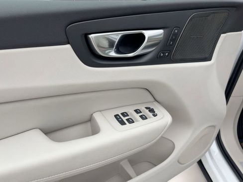 New 2026 Volvo XC60 B5 Ultra w/ Protection Package Premier image 13