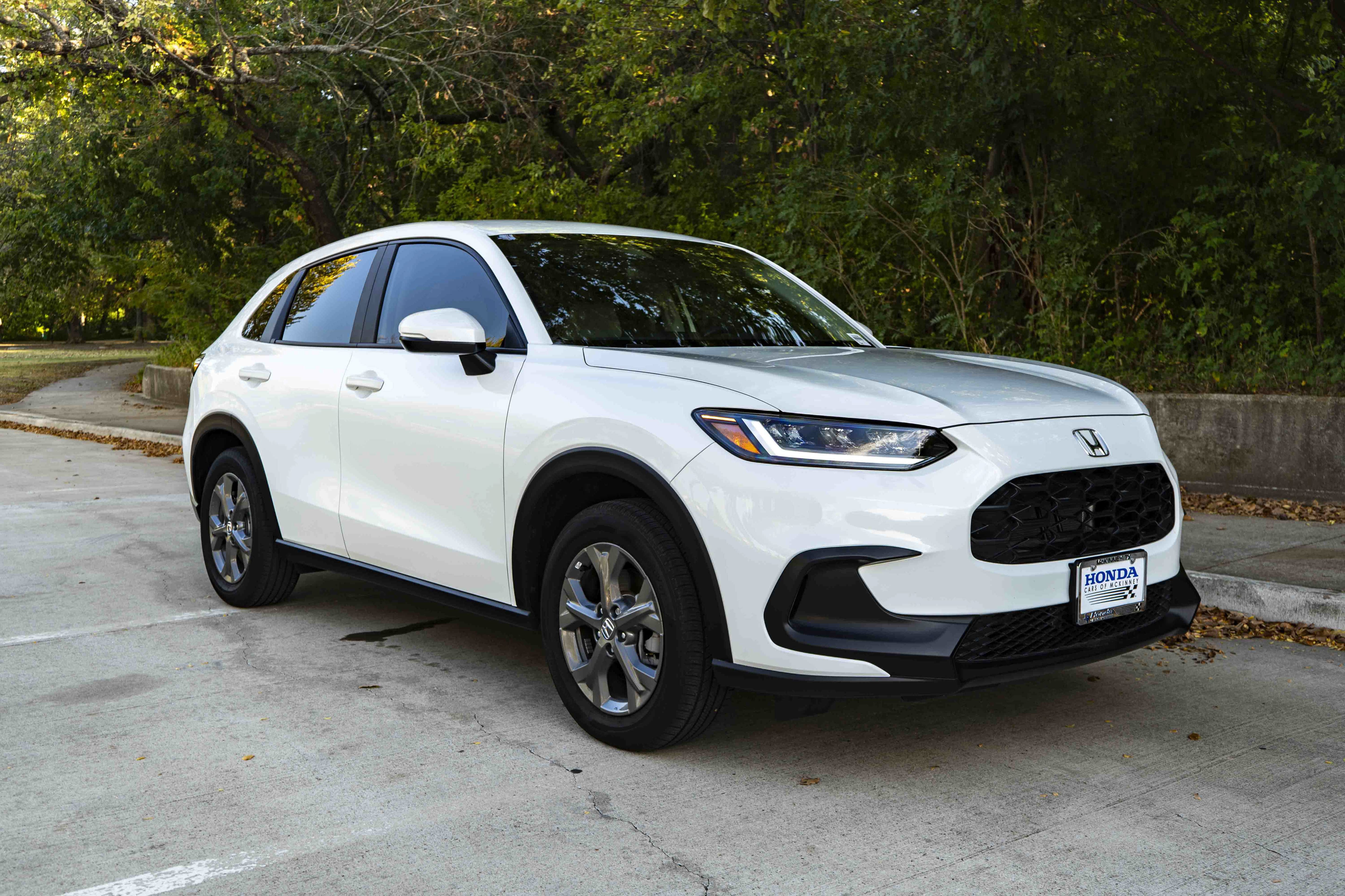 Used 2027 Honda HR-V LX image 2