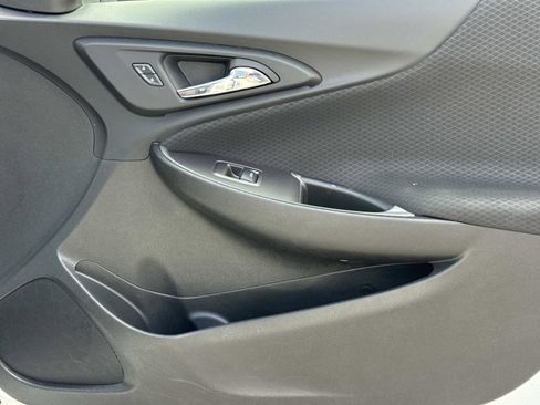 Used 2022 Chevrolet Malibu LS image 23