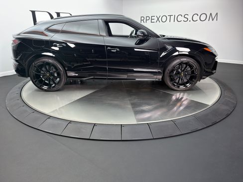 Used 2023 Lamborghini Urus S AWD/4WD image 10